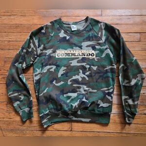 Vtg 1985 Commando Movie Promo L Camo Schwarzenegger Crew neck Sweatshirt